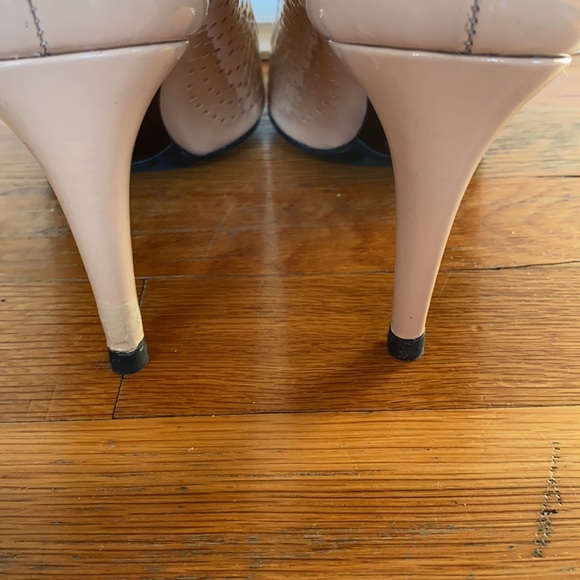 Prada Nude Patent Leather Pumps Dot holes Sz 9 - Picture 3 of 6